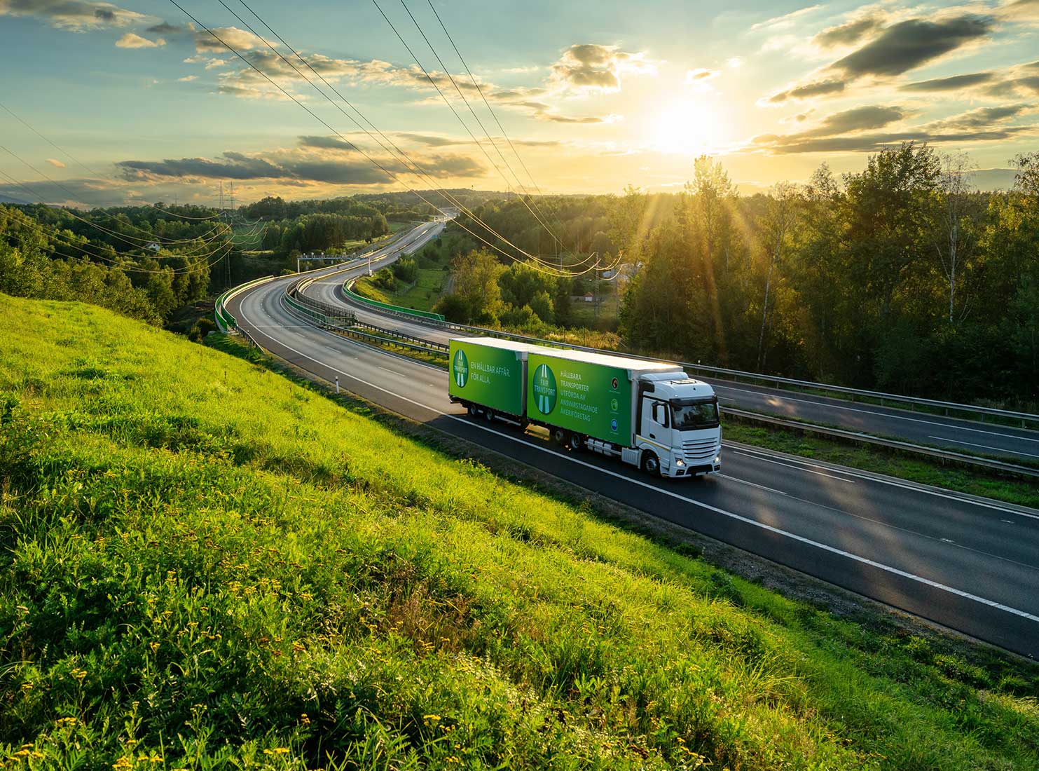 lastbil på väg.