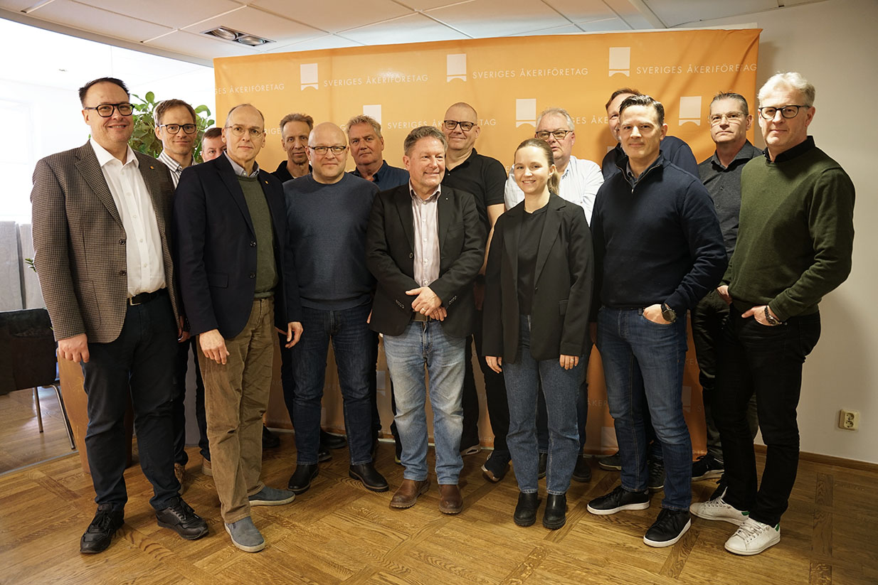 DSC09632_fix_low.jpg.