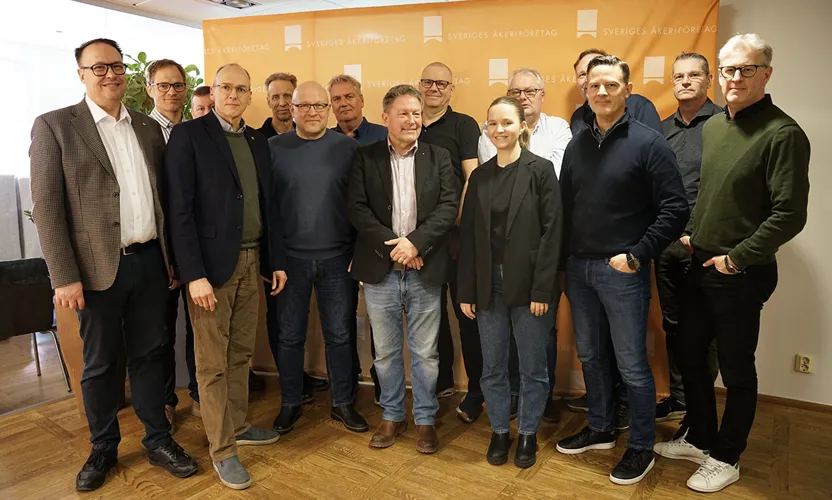 DSC09632_fix_low.jpg.