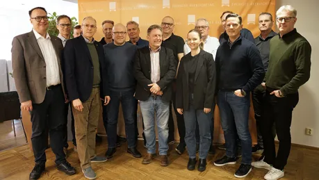 DSC09632_fix_low.jpg.