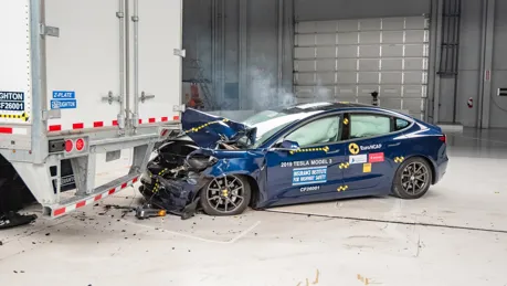 Test_IIHS_During_4_low.jpg.