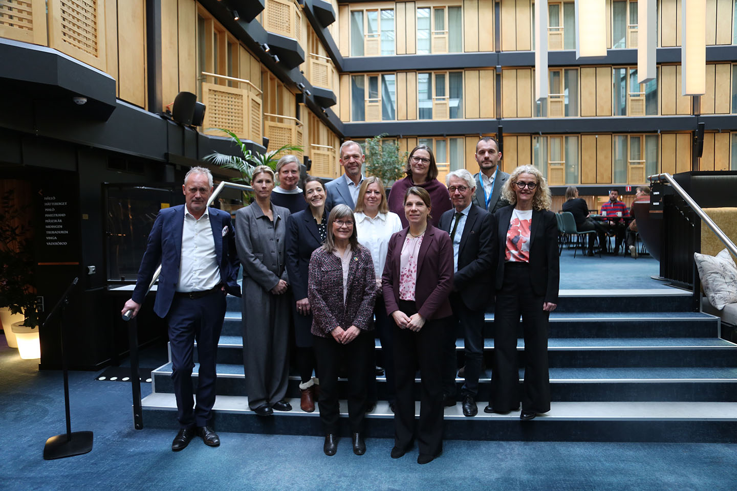 83e62bfd04f0431b_low.jpg.